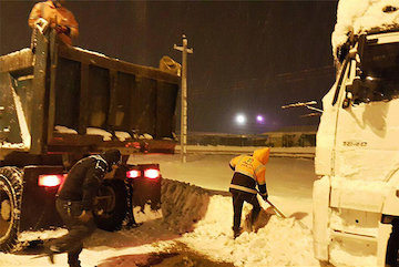 ضرورت مشارکت و همافزایی دستگاههای خدماترسان جادهای در اجرای طرح راهداری زمستانی برف روبی