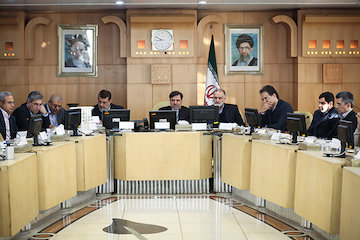کاهش چشمگیر آسیبهای اجتماعی با ایجاد بازارچههای محلی در سکونتگاههای غیررسمی هرمزگان/ پیشتازی هرمزگان در بازآفرینی بافتهای فرسوده بندرعباس   جلسه