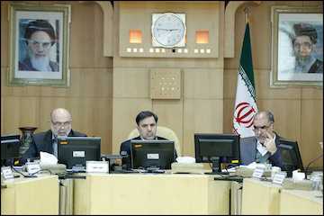 زمانسنجی و هزینهسنجی شبکههای ترانزیتی حملونقل جادهای و ریلی/ پیگیری اجرایی شدن طرح دروازه مشترك گمركی در مرز مشترک ایران و ترکیه نشست