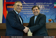 دیدار وزیر راه وشهرسازی با وزیر حمل و نقل و ارتباطات جمهوری ارمنستان