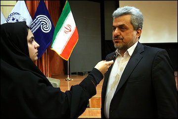 توسعه تجهیزات هواشناسی در دوره پساتحریم/ نقش بارز بلندمرتبهسازی بر آلودگی هوا/ تاثیر منفی چینش نامناسب ساختمانها بر تهویه طبیعی شهرها داوود پرهیزکار