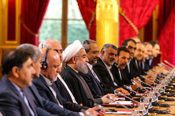 روحانی چهره جدیدی از دولت ایران را آشکار کرد/ کلید مذاکره بر قفل بسته رابطه ایران و اروپا سومین روز سفر وزیر راه و شهرسازی به ایتالیا و فرانسه