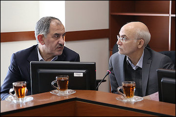 تشریح ۹۹ پروژه با اعتباری بالغ بر یکهزار و ۲۲۵ میلیارد تومان در تحقق «مشهد ۲۰۱۷»/ ضرورت تشکیل جلسه استانداران سراسر کشور در مشهد/ هفتم اسفندماه زمان داوری ۲۲۰ لوگوی رسیده به دبیرخانه نشست