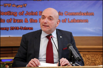 اقتصاد ایران و لبنان مکمل یکدیگرند/ توافقنامه "تجارت ترجیحی" گامی مهم برای توسعه بازرگانی ایران و لبنان است/ موانع توسعه روابط دو کشور برداشته شود الان حکیم