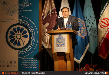 لزوم توجه به گردشگری فرهنگی و توجه به مفهوم ایران در نظام برنامهریزی/ برنامه جامع معماری راه با هدف بازشناسی مسیرهای تاریخی تهیه شود همایش میراث فرهنگی و توسعه پایدار