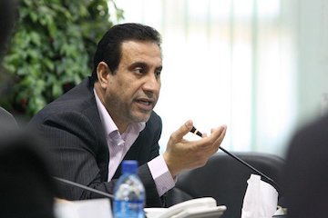 احمد سیاحی