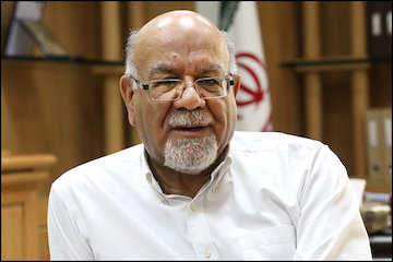 مراحل نهایی قرارداد راهاندازی مرکز تست راهآهن با ایتالیاییها/ سهم ۵۱ درصدی پیمانکاران ایرانی در ساخت کریدور ۱۰/ جزئیات مذاکره درباره خطآهن قم - اراک و تهران - همدان اصغر فخریه کاشان