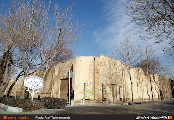 کارخانه ریسباف احیا میشود/ هیچگونه حساب پروژه مسکن معلولان توسط راه و شهرسازی استان مسدود نشده است/ امسال سهم حوزه مسکن اجتماعی، ۵۰ هزار واحد است کارخانه ریسباف اصفهان