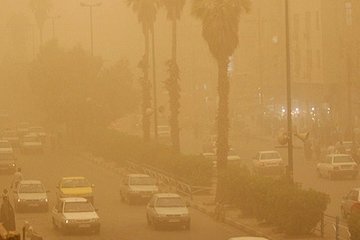 طوفان گردوخاک با سرعت ۹۷ کیلومتر بر ساعت در زابل گرد و غبار