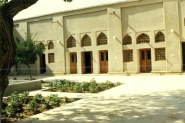 خانه استاد جلالالدین همایی؛ یادگاری از  یک چهره برجسته ادبی خانه همایی