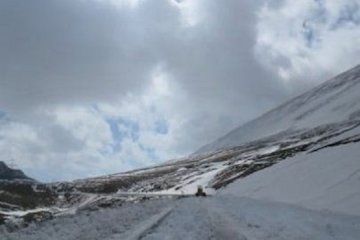 برفروبی راههای فرعی و روستایی در خلخال جاده