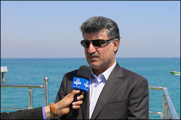 حجم مسافرتهای دریایی در هرمزگان از ۴,۷میلیون نفر سفر گذشت/ جابهجایی۴۷۰ هزار دستگاه خودرو و انجام یک میلیون نفر گشت دریایی/ ۵۲۶ هزار نفر سفر در شلوغترین روز تعطیلات ابراهیم ایدنی