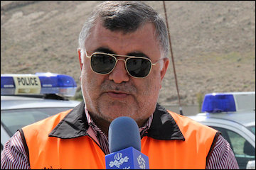 تردد بیش از ۴۰۰هزار خودرو  از محورهای جنوبی لارستان/ ممنوعیت تردد کلیه خودروهای سنگین در جنوب فارس تا پایان ۱۳ فروردین محمد رضا باقری فرد