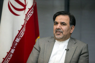 مزايای انتزاع حوزه راهداری از ادارات كل استانها/ امکان اعمال مدیریت از سوی سازمان راهداری و ادارات کل/ پيگيری افزايش سهم بخش راهداری از اسناد خزانه/ تعریف نظام حمل و نقل یکپارچه بر اساس اندیشه ایرانشهری آخوندی