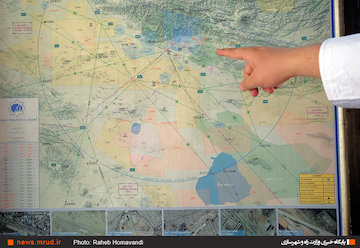 نیاز پایان ناپذیر حرفهایگری در کنترلرهای صنعت پرواز یکی از کارکنان برج مراقبت فرودگاه مهرآباد حوزه تحت کنترل پروازی را نشان میدهد