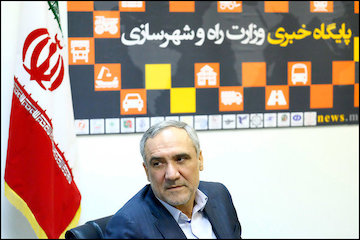 سوق دادن اعتبارات عمرانی استان خوزستان برای رفع معضل حاشیهنشینی/ ضرورت رفع خلاءهای قانونی در حوزه شهری/ شرایط ورود سرمایهگذاران را در شهرهای جدید فراهم کنیم عبدالحسن مقتدایی