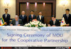امضای تفاهم نامه بین محمود نویدی و مقام کره ای