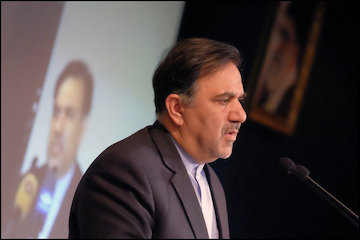 سیاست ما افزایش سهم ایران از صنعت دریانوردی جهان است/ تجهیز فاز دوم بندر شهید رجایی تا ۱۸ ماه آینده/ افزایش سرمایهگذاری بخش خصوصی در پسكرانههای بندرعباس به ۵هزار میلیارد تومان/ ضرورت ایجاد اسکله اختصاصی برای صادرات فرآوردههای نفتی در بندرعباس عباس آخوندی