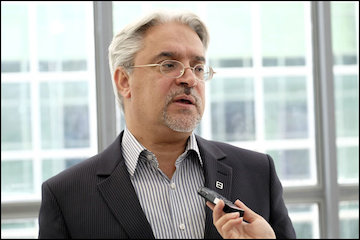 بهرهبرداری از دومین پروژه صندوق زمین و ساختمان در اراک/ حمایت ویژه از سازندههای صنعتی در بازار مسکن ابوالقاسم رحیمی انارکی