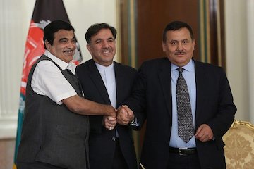 موافقتنامه تأسیس کریدور چابهار با حضور سران ایران، هند و افغانستان امضا شد آخوندی چابهار