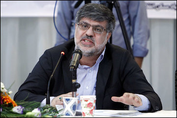 حفظ و حراست از حوزه آبریز سد لتیان و لار وظیفه تمامی دستگاههاست/ضروت هماهنگی و یکپارچکی در جلوگیری از ساخت و سازهای غیرمجاز در استان تهران و سایر استان ها حسین معصوم