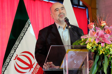 موجودیت صنعت حمل و نقل هوایی مرهون مقاومتهای مردم است علی عابدزاده