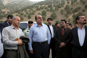 بازدید استاندار از پروژههای راه و شهرسازی در ثلاث باباجانی استان کرمانشاه بازدید