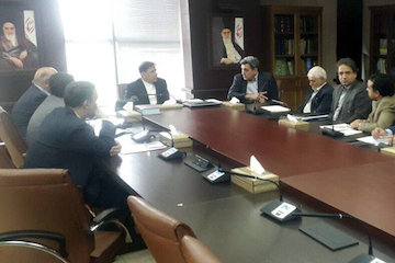 کاشان دبیرخانه دائمی اجلاس «خانه»/ وزیر راه و شهرسازی دبیر افتخاری اجلاس «خانه» نشست