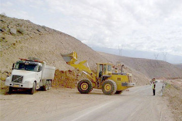 تبدیل لرستان به کارگاه بزرگ راهسازی/ اجرای ۳۹۵ پروژه راهسازی در کل استان راهسازی