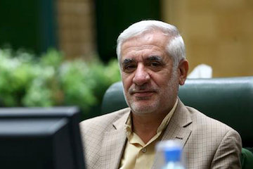 تقدیر از اقدام مثبت وزارت راه و شهرسازی در چهار بانده کردن مسیر ایلام به مهران/ زیرساختها و امکانات در مرز خسروی بسیار مناسب است محمد جواد جمالی نوبندگانی