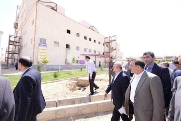 دستاوردهای قابل توجه حوزه راه و شهرسازی استان در ۳ سال اخیر:  ۲ برابر شدن اعتبارات استانی/بهبود وضعیت مسکن مهر/ افزایش ۱۴۰ کیلومتری بزرگراهها / پیشرفت پروژههای مهم ریلی  آخوندی