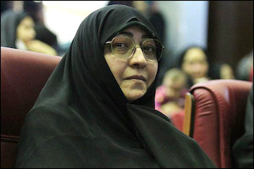 نوسازی ناوگان هوایی مطالبه ملی است/ بدون ارتقاء ناوگان هوایی صنعت توریسم توسعه نمییابد/ لزوم دسترسی به همه نقاط کشور با تکمیل زیرساختهای حملونقلی/ اشتغال و کارآفرینی با رونق فرودگاهها و تقویت ایرلاینها سهیلا جلودارزاده