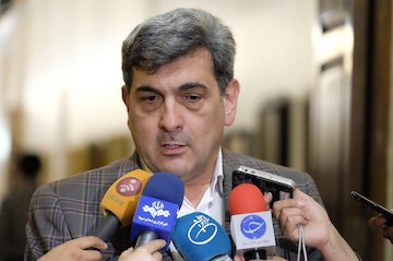 افزایش شهرهای ایران به بیش از ۱۳۳۰ شهر/ توسعه کردستان در گرو بهبود زیرساختهای حمل و نقل/ درآمدهای دولت به یک سوم کاهش یافته حناچی