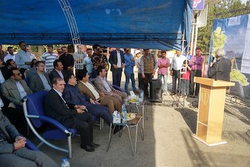 بهرهبرداری از ۲۰۰ کیلومتر روکش آسفالت از نوع حفاظتی/ ارتقای کیفیت بهرهبرداری از راههای استان/ تقدير آخوندی از دو پيمانكار بازدید