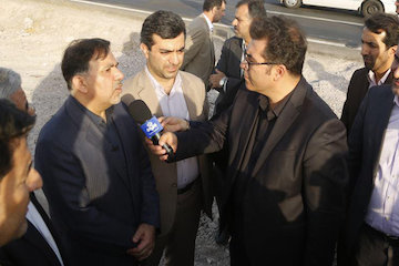 اتمام ساخت ۲ قطعه از آزادراه ارومیه- تبریز تا پاییز امسال/ امکان دسترسی راحت مردم ارومیه از طریق آزادراه به تبریز آخوندی درجمع