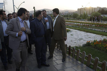 بازدید وزیر راه وشهرسازی از طرح ساماندهی حاشیه رودخانه شهرچای ارومیه بازدید