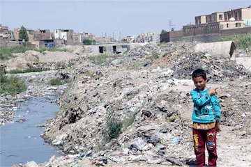 بازدید نماینده نهاد ریاست جمهوری از سکونتگاههای غیررسمی شهرستان بهارستان سکونتگاه غیررسمی