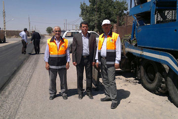 آغاز عملیات اجرای روکش آسفالت راه روستایی در آذربایجانشرقی  بازدید