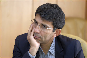 تشریح علل ایجاد حفره های زیرزمینی پایتخت/ فرونشستهای تهران و آبشکستگی در لایههایآبرفتی با تغییر مسیر قناتها محمد شکرچی زاده