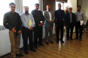 آزادگان و ایثارگران شاغل در بنادر شهید رجایی و شهید باهنر تکریم شدند تقدیر از ایثارگران