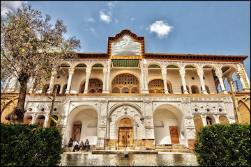 سنندج شهری با ۵ عمارت تاریخی و بزرگترین سینمای روباز خاورمیانه عمارت خسروآباد سنندج