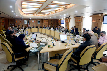 ضرورت گماردن بازرسان بیطرف، امین و متخصص برای صیانت از حقوق شهروندی/ تاکید بر طی کردن تمام فرایندها برای شناسایی گلوگاههای تخلف اداری/ بالاترین مقام هر دستگاه مجری و ناظر ماده ۹۱ و ۹۲ قانون مدیریت کشوری است نشست