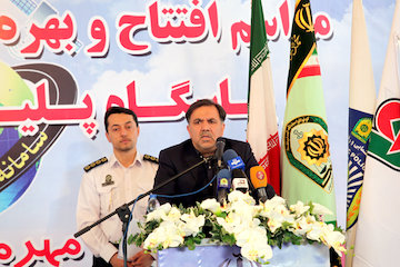 نصب ۱۸۸۰ دوربین نظارت تصویری در ۳۵هزار کیلومتر راه شریانی/ نظارت بر ناوگان حملونقل عمومی با ایجاد پاسگاههای پلیس مدرن/ تاکید بر ارتقای ایمنی راهها با همکاری همه دستگاهها افتتاح