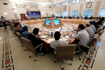 بررسی دلایل تفکیک معاونت برنامهریزی و حملونقل جادهای از یکدیگر/ تاکید آخوندی بر برجسته کردن مساله حملونقل/ حمل و نقل ترکیبی و ایمنی دو نقطه تمرکز در ساختار جدید نشست