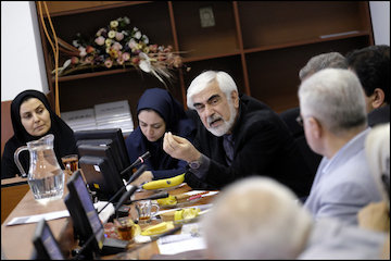 بررسی برنامه راهبردی بهسازی و هدایت موزون توسعه محدوده حرم مطهر رضوی/ تشکیل جلسه فوری برای تصمیمگیری نهایی در مورد مشهد جلسه