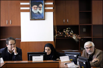 بررسی برنامه راهبردی بهسازی و هدایت موزون توسعه محدوده حرم مطهر رضوی/ راهحل ملی راهگشای بافت پیرامون حرم امام رضا/ تدوین پیشنویس طرح برای تصویب در شورا و ارایه به مجلس جلسه