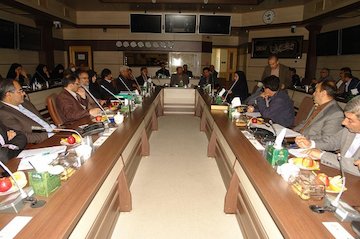 شناسایی و معرفی محلات نیازمند بازآفرینی در استان قزوین/ بازآفرینی سالانه ۲۷۰ محله در کشور/ پرداخت مطالبات شهرداریها از بابت تخفیف عوارض صدور پروانه بافت فرسوده نشست