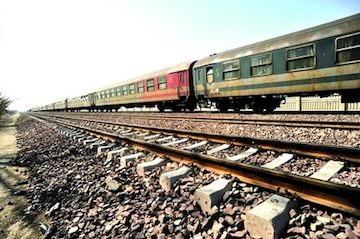 ضروت کاهش ریسک در زیرساختها و ارتقای تابآوری در حوزههای حمل و نقل فرونشست