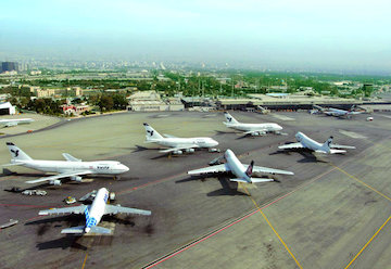 آخرین وضعیت نشستوبرخاست هواپیماها در تعطیلات نوروز/ انجام  بیش از ۲۵هزار پرواز در کل فرودگاههای کشور تا تاریخ ۱۲ فروردین/ سهم سه فرودگاه پرترافیک از حمل و نقل مسافران هوایی فرودگاه مهرآباد