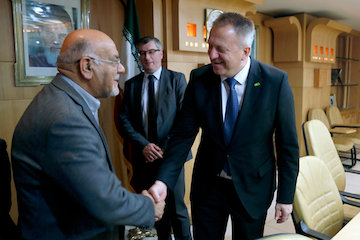 پیشنهاد ایجاد مثلث سرمایهگذاری بین ایران، اسلوونی و کشور سوم/ بررسی اتصال شبکه ریلی  و خطوط پروازی اسلوونی به ایران/ امکان سرمایهگذاری اسلوونی تا سقف ۲۵۰ میلیون یورو دیدار